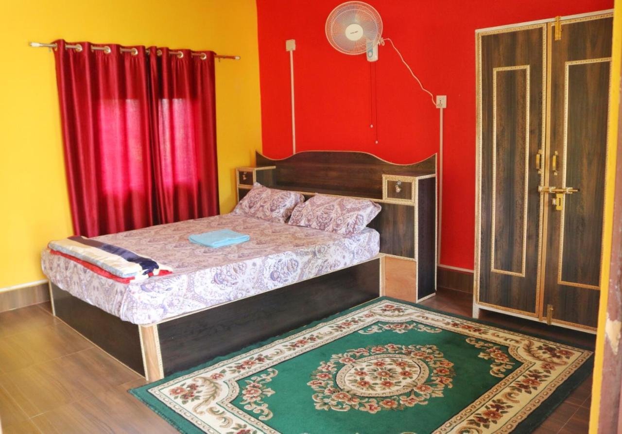 Dhakela Bardia Kingfisher Resort מראה חיצוני תמונה