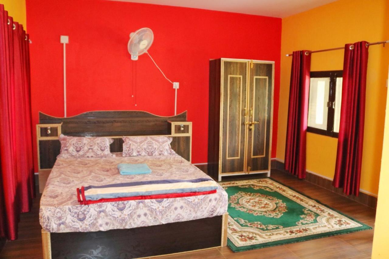 Dhakela Bardia Kingfisher Resort מראה חיצוני תמונה